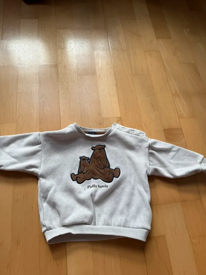 Pull kiabi taille 24 mois