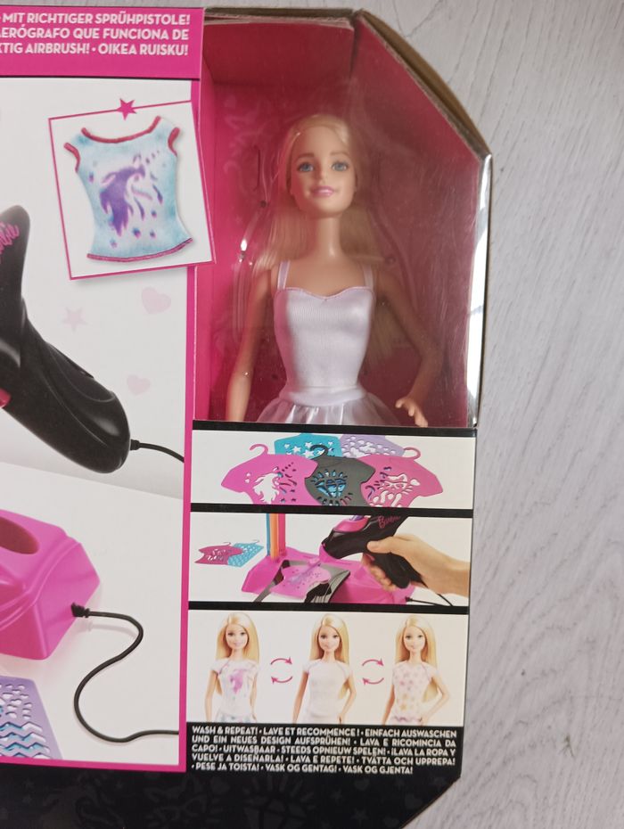 Studio de création Design Barbie avec accessoires Neuf - photo numéro 3