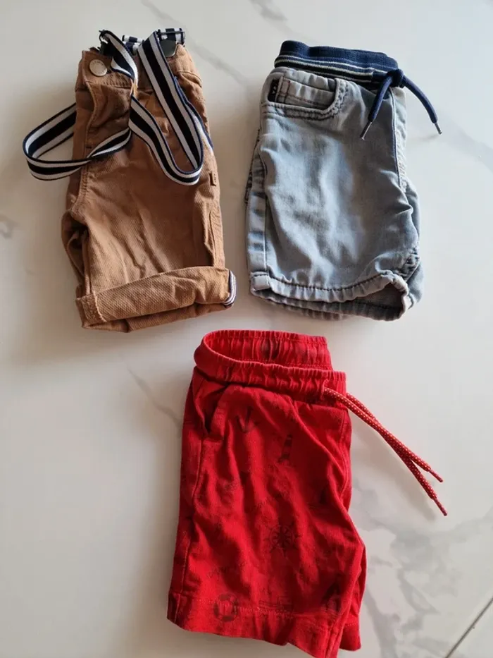 3 shorts 18 mois