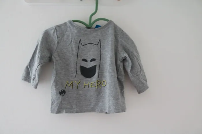 Ensemble haut Batman, jogging Gémo et gilet Mon premier Major 6 mois - photo numéro 5