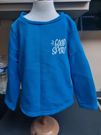 Pull bleu bien chaud