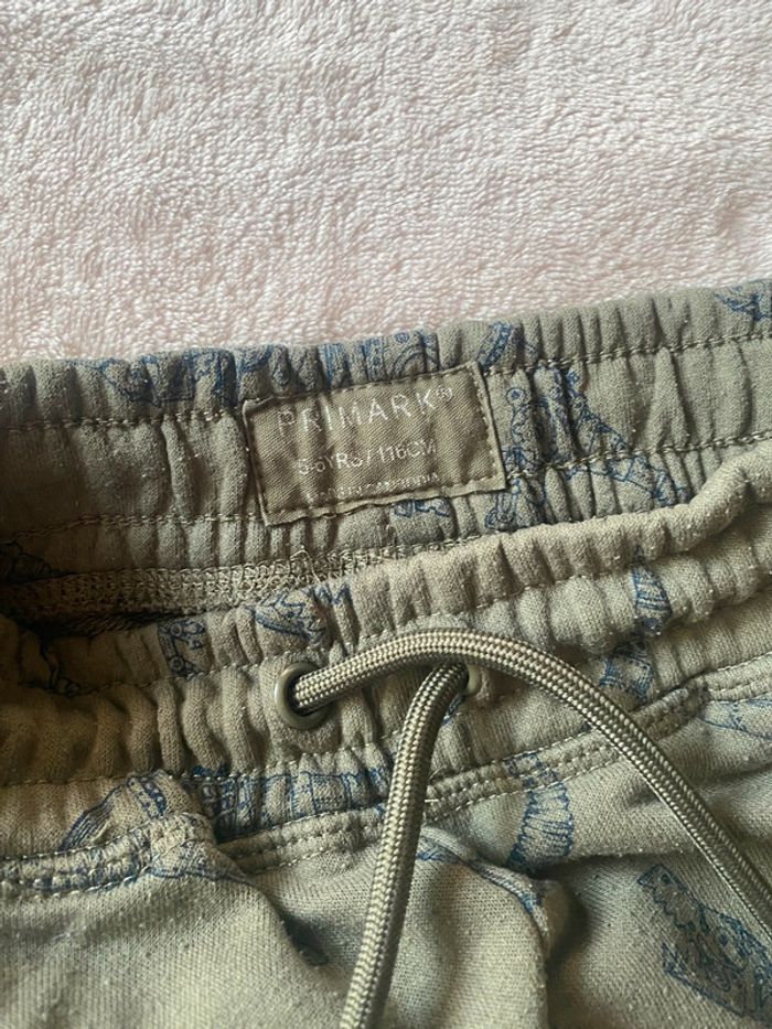 Lot de 2 shorts Primark garçons 4/5 et 5/6 ans - photo numéro 4