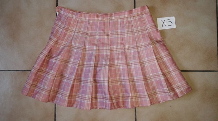 Jupe short T XS