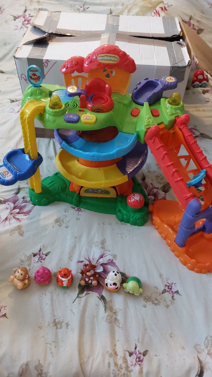 Arbre train et personnages zoomizooz - photo numéro 3