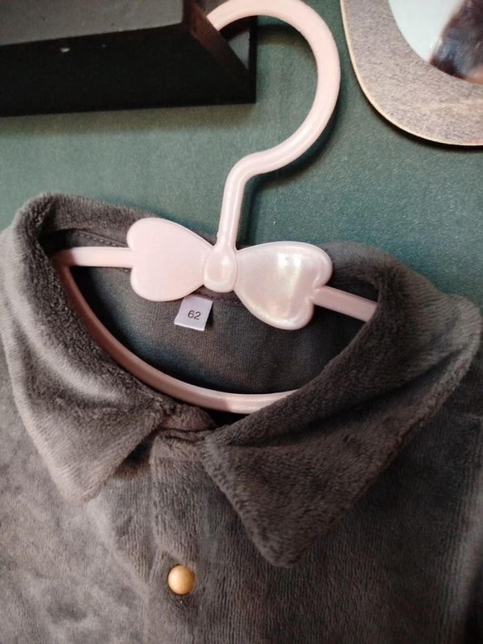 Pyjama velours gris 🩶 3 mois - photo numéro 2
