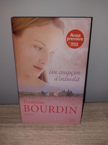 Livre un soupçon d´interdit