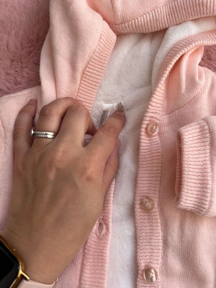 2 gilets rose hiver fourré bébé fille 6 mois - photo numéro 4