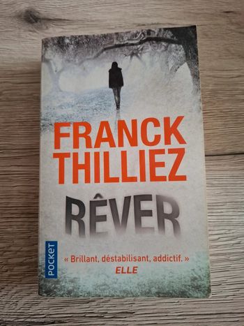 Livre de poche rêver