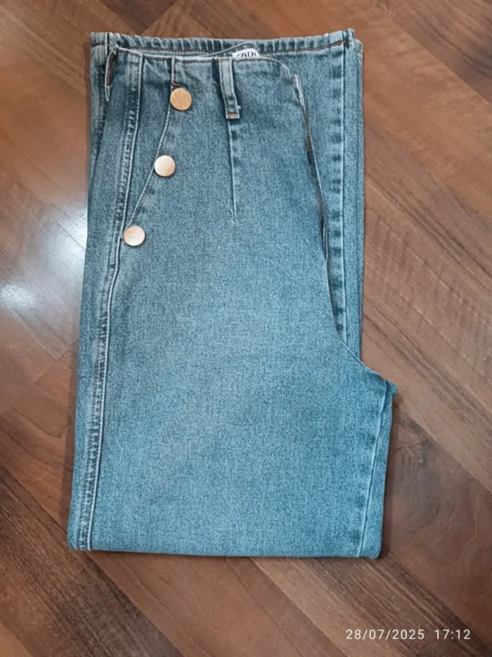 Jeans taille haute et jambes larges Zara - photo numéro 5