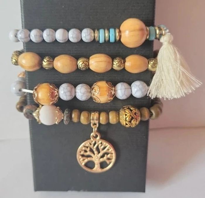 🎁 Bel ensemble de 4 bracelets en bois Neuf marron et blanc ! - photo numéro 2