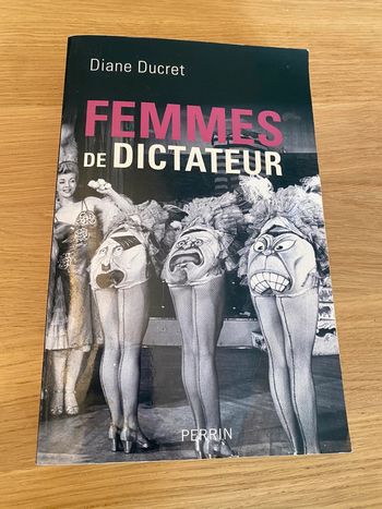 Livre femmes de dictateur