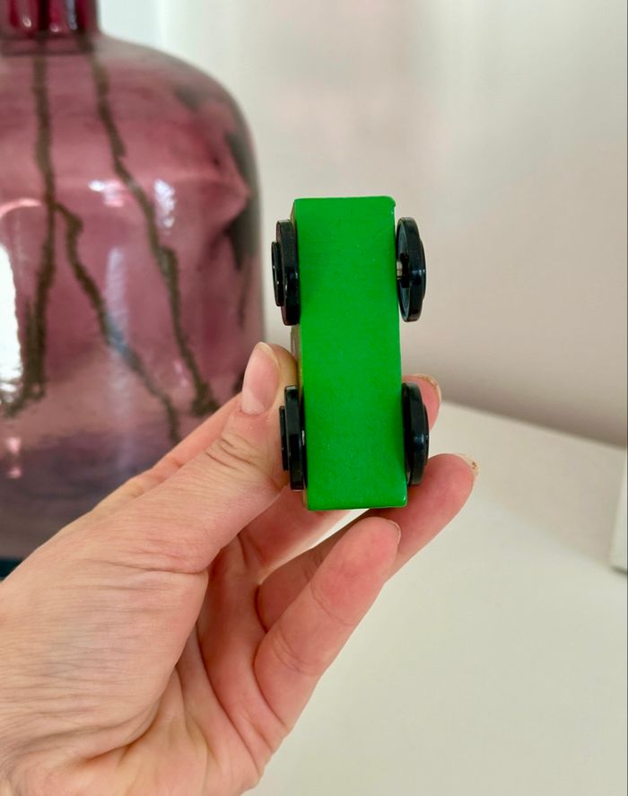 💜 Voiture verte en bois recyclage 💜 - photo numéro 4