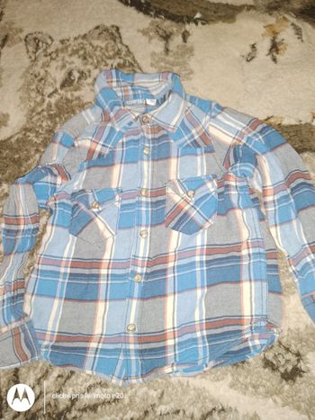 Chemise taille 7 ans