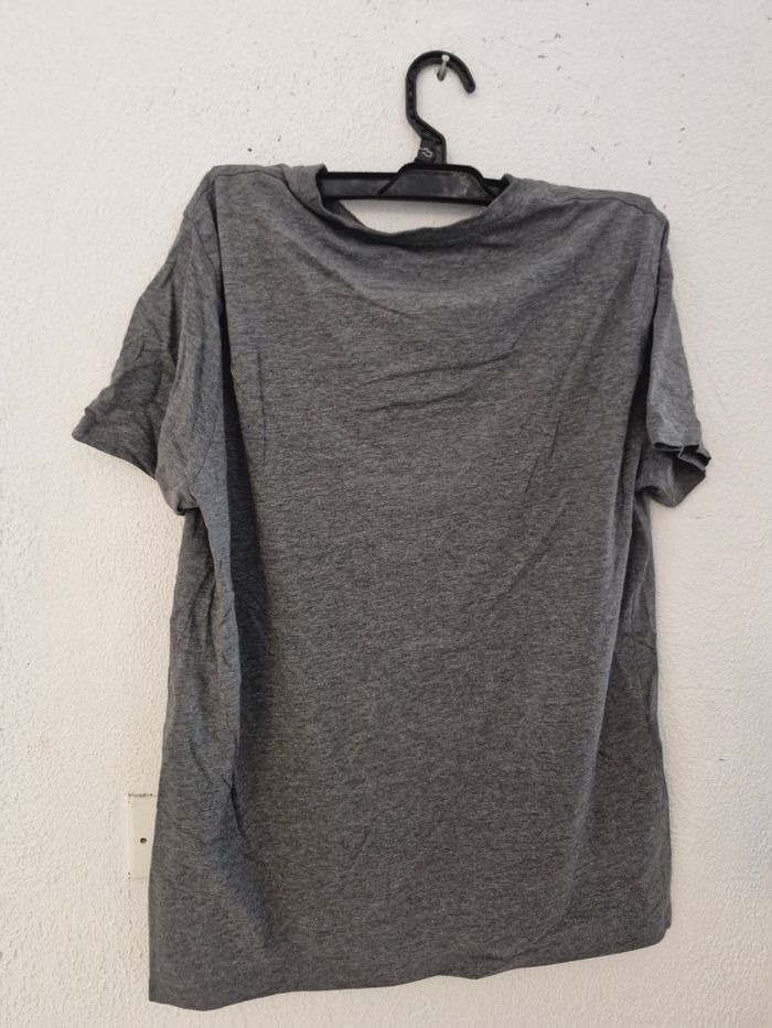 T-shirt taille L - photo numéro 2