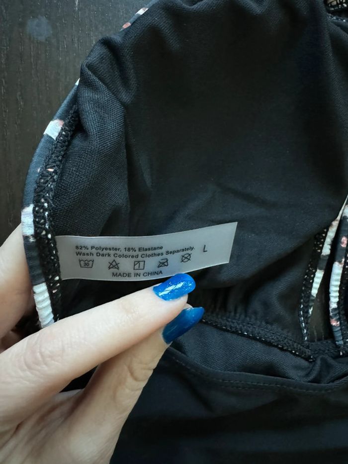 Maillot de bain 1 pièce dos nu - photo numéro 7