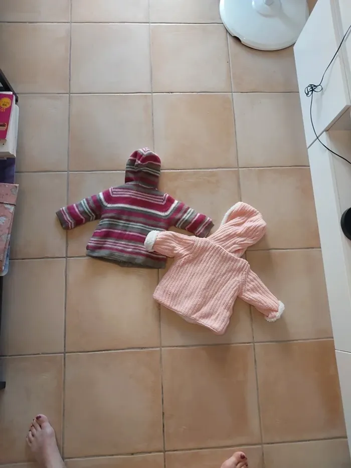 Lot veste polaire 6 mois - photo numéro 2