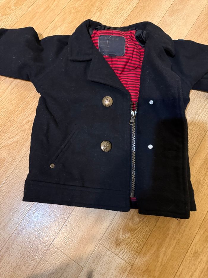 Manteau noir 12 mois - photo numéro 4