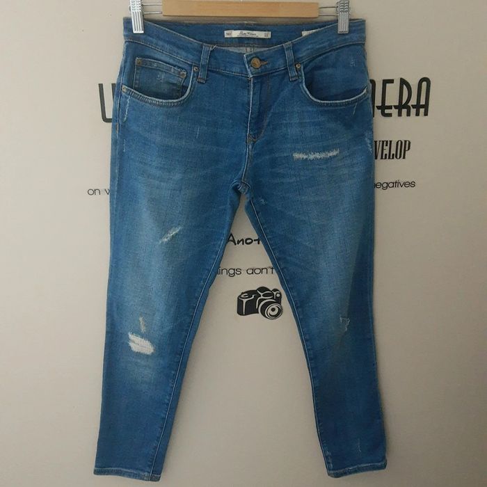 Jean bleu slim fit Zara woman premium denim troué taille 40 - photo numéro 2