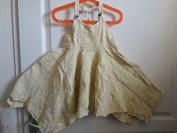 Sublime robe bretelles Diesel 5 ans