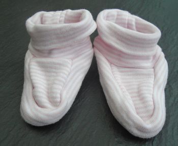 Jolies chaussettes fille naissance / 1 mois Petit Bateau