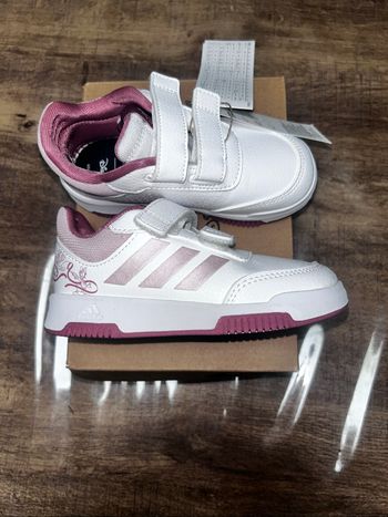 Baskets Adidas neuf