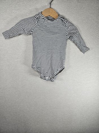 Bodie manche longue tape à l'œil 9 mois