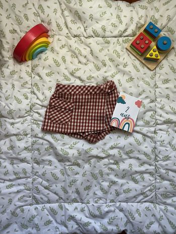 jupe short vichy bordeaux et beige sergent major taille réglable 2 ans