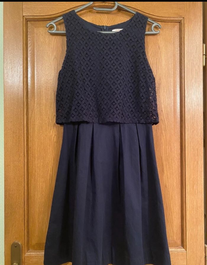 Robe bleu à dentelle