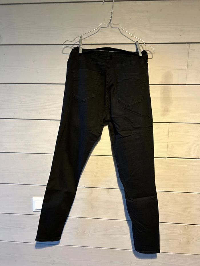 Jeans noir - photo numéro 3