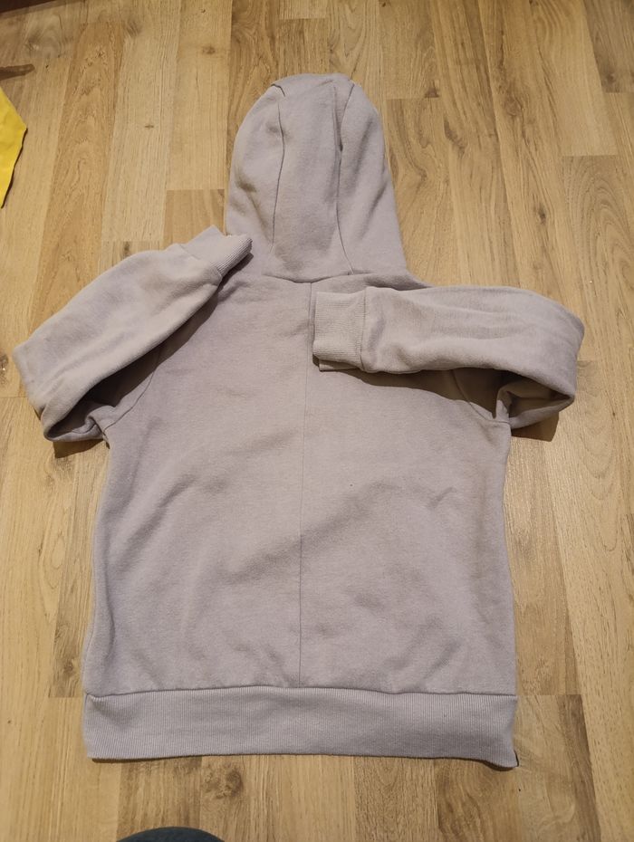 Pull capuche - photo numéro 2