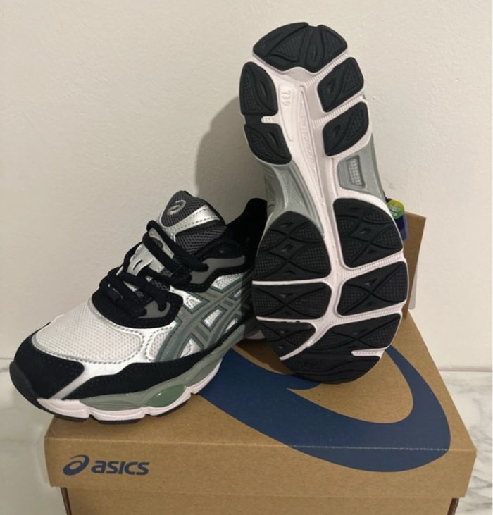 Asics kaki - photo numéro 10