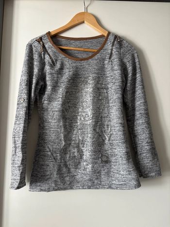 Pull gris attrape rêve