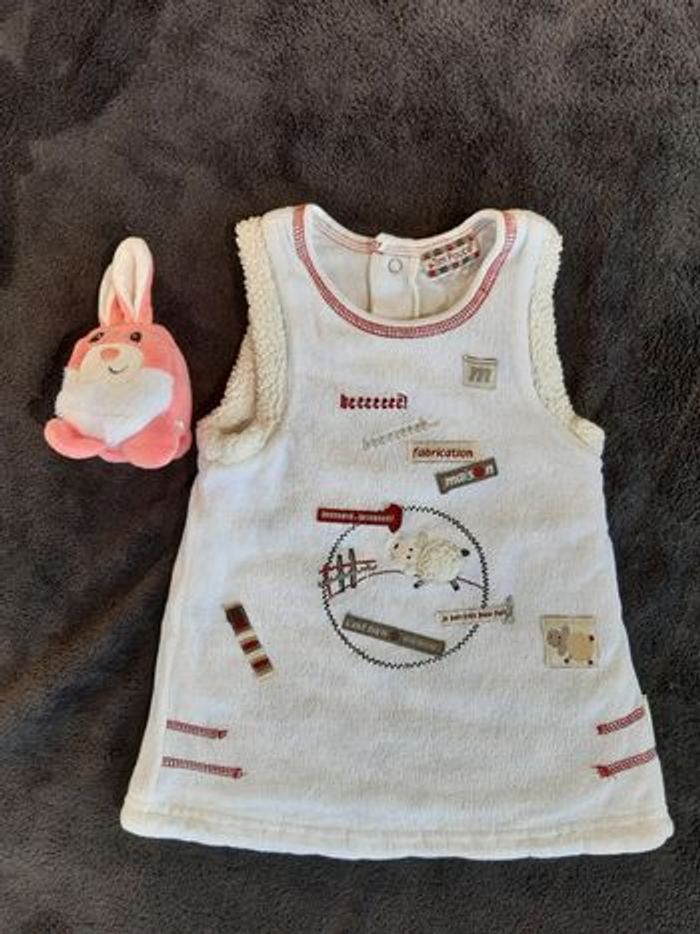 Jolie robe d’hiver 9 - 12 mois 🐑