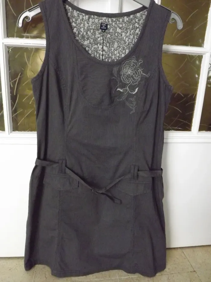 Robe Terre de Marins - photo numéro 2