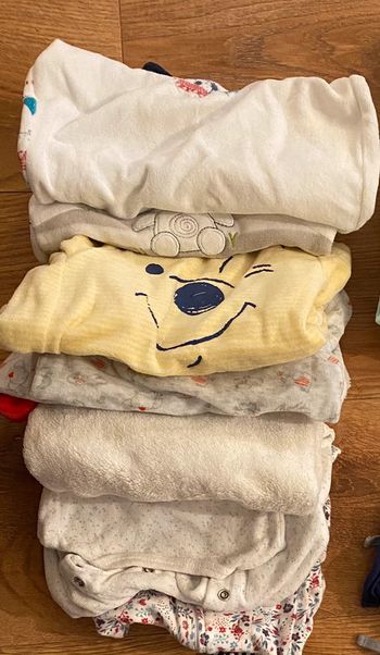 Lot 20 articles 3 mois : 7 pyjamas 13 bodys manches longues 3 mois