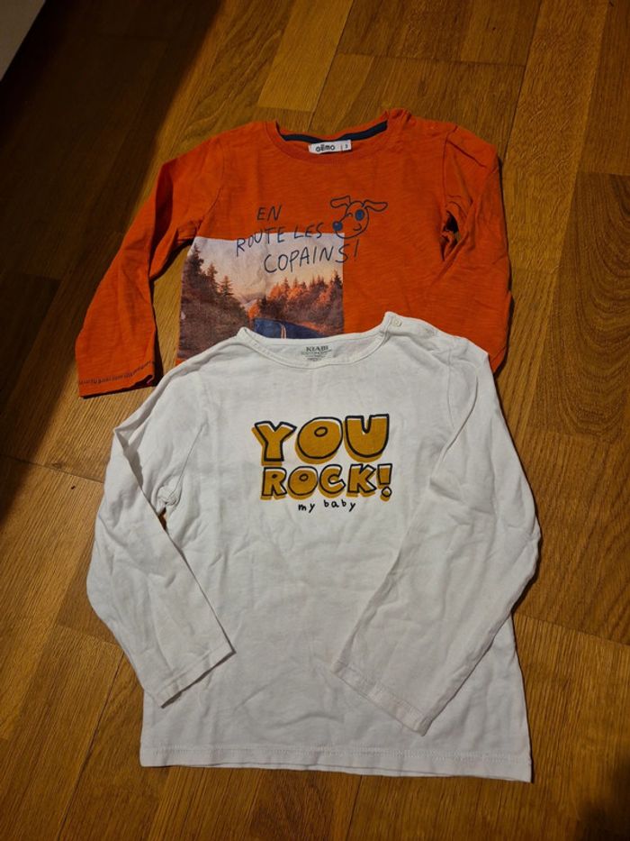 Lot de 2 tee-shirt taille 3 ans