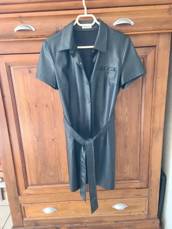 Robe simili cuir 40