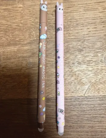 Lot de 2 stylos effaçables Labubu