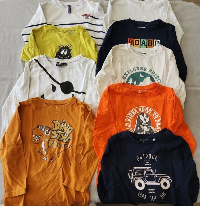 Lot vêtements 5 ans garçon - photo numéro 2