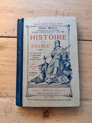Livre scolaire histoire de France cours moyen