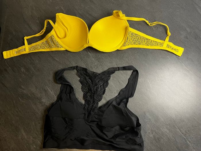 Brassière noire dentelle & soutien-gorge jaune – Taille M / 90B - photo numéro 3