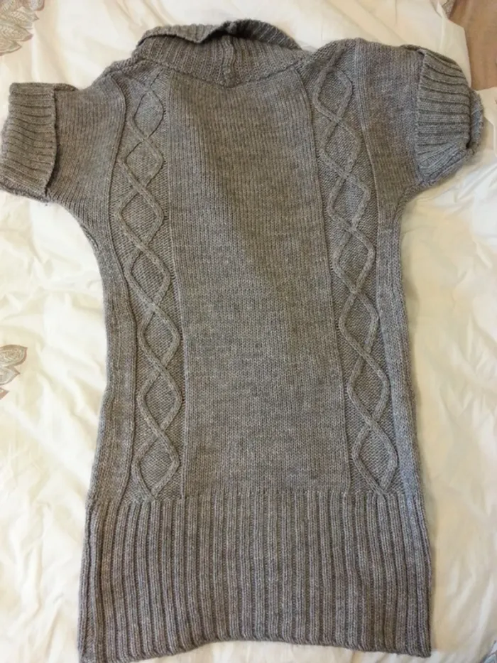 Pull/robe gris Etam taille 36/S - photo numéro 3