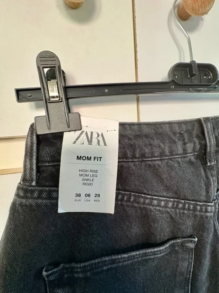Jean Mom noir neuf - Zara - photo numéro 7