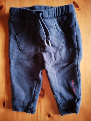 Pantalon bébé bleu marine taille 9 mois