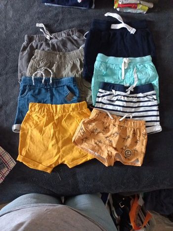 Lot shorts 6 mois