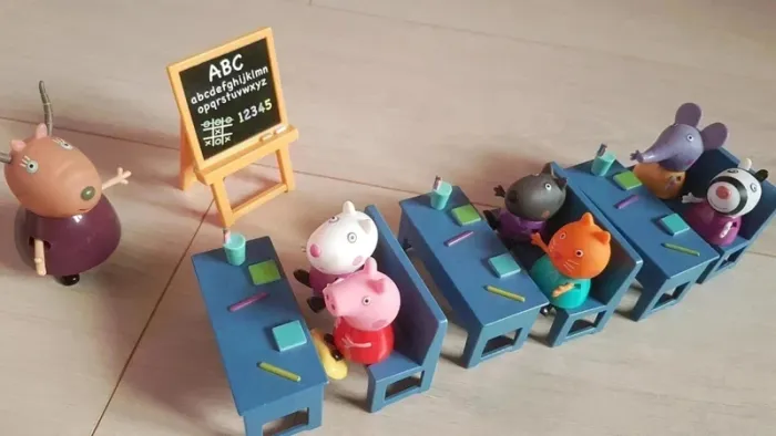 Salle de classe Peppa Pig - photo numéro 2