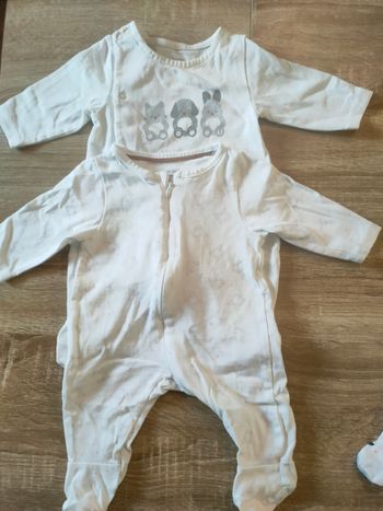 4 grenouillère bébé 0mois