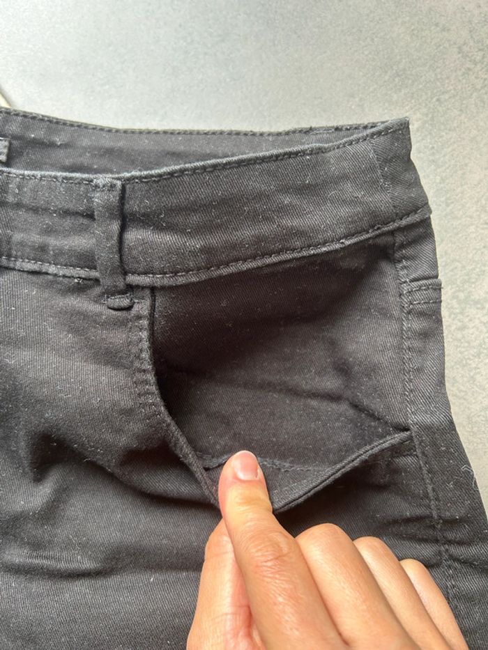 Short en jeans fin noir femme taille 38 H&M - photo numéro 3