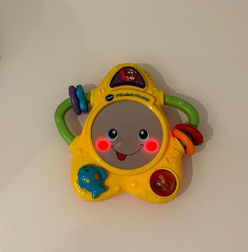 Vtech 1er âge hochet p’tit miroir des mers parlant lumineux musical sonore animaux de la mer couleurs chansons mélodies éveil bébé motricité fine 6-36 mois toupie encastrement textures lot SOP77