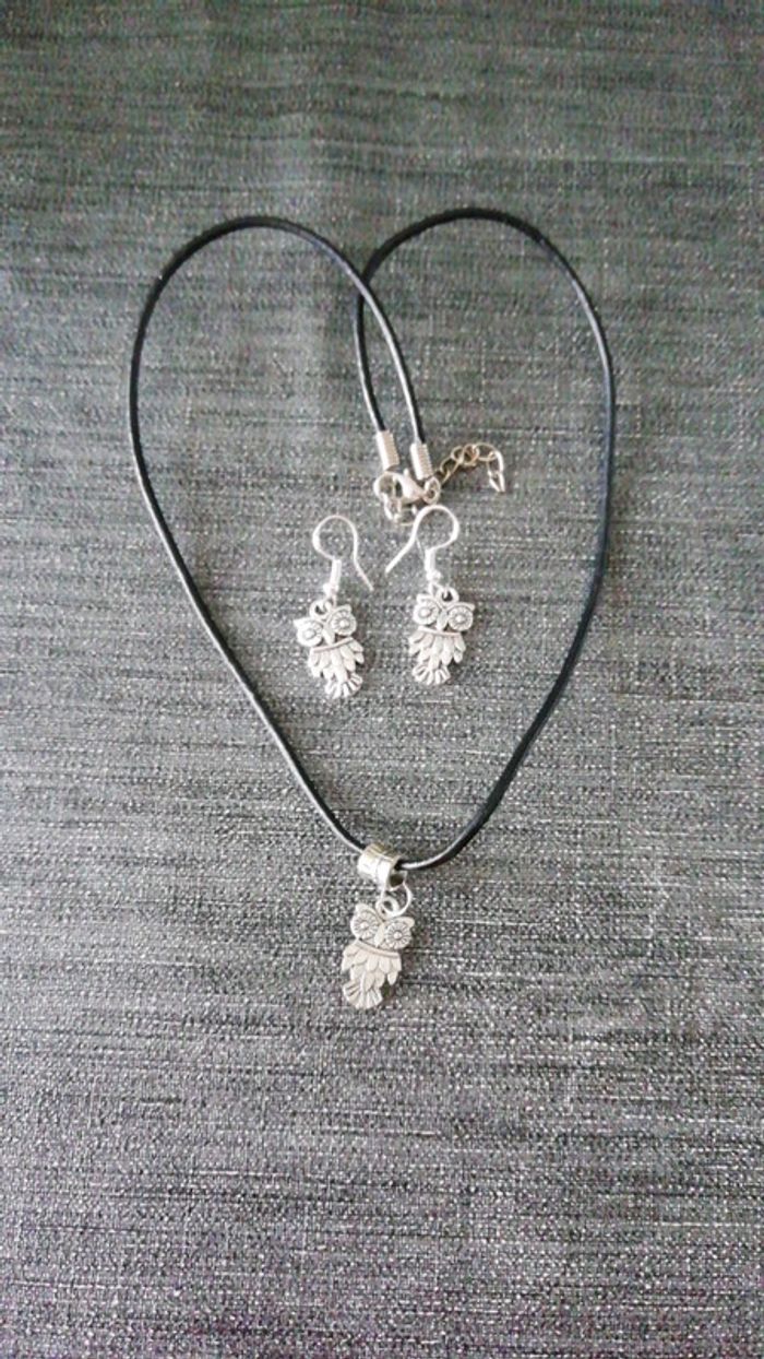 Ensemble pendentif et boucles d'oreille hiboux - photo numéro 2